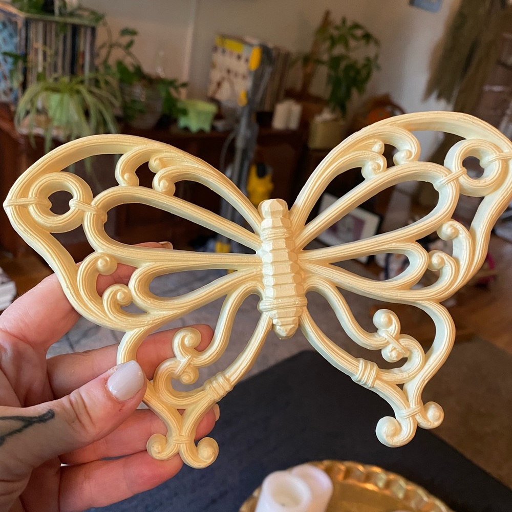 Homco butterfly wall hanging